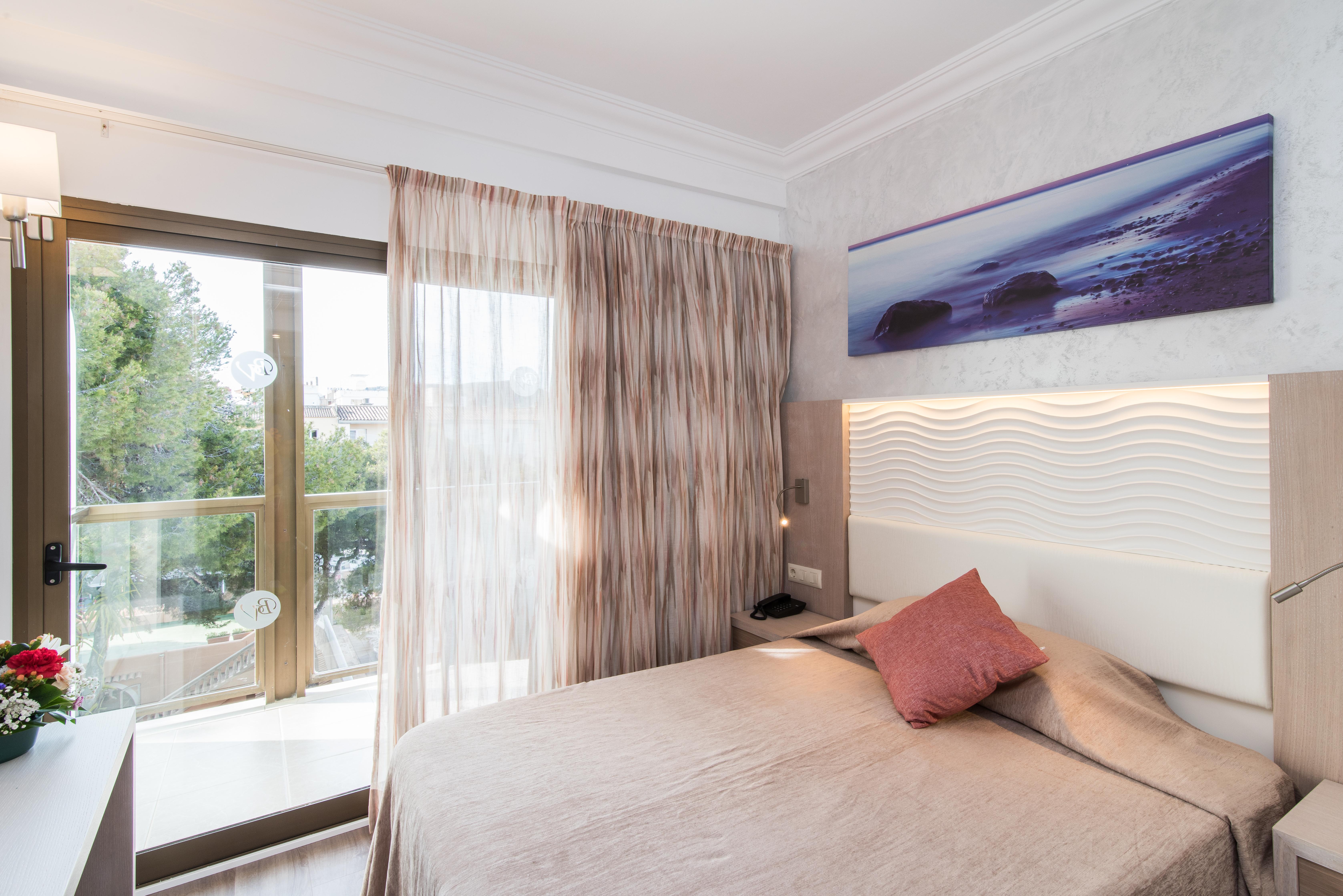 Hotel Baviera Кала Ратьяда Экстерьер фото