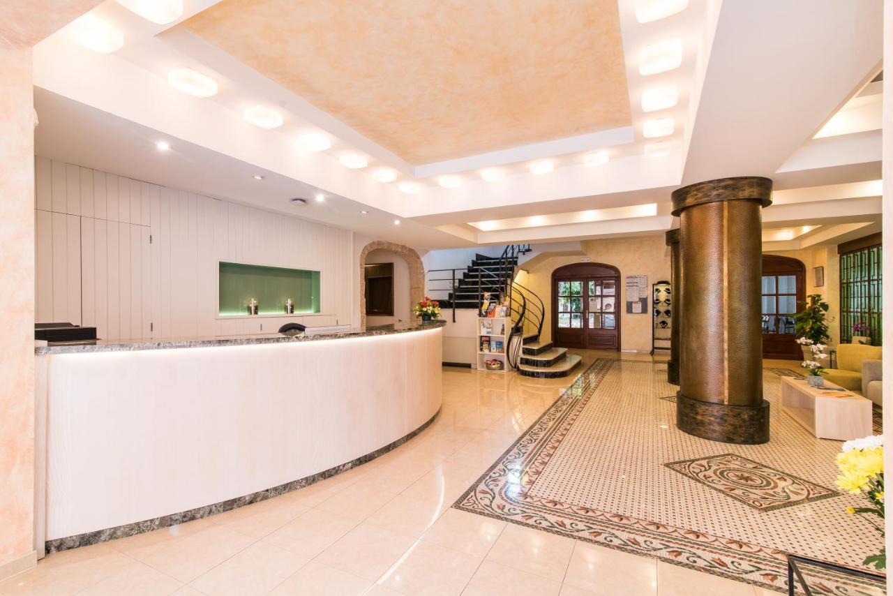 Hotel Baviera Кала Ратьяда Экстерьер фото
